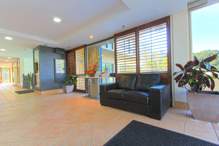 Public Area 3, Capricorn One Beachside Holiday Apartments, Gold Coast