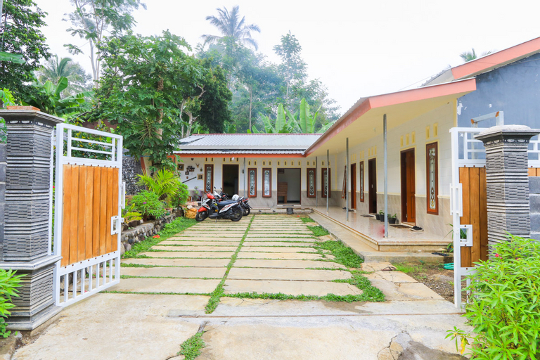 Exterior & Views 2, SPOT ON 2378 Omah Nusantara Homestay (tutup sementara), Lumajang