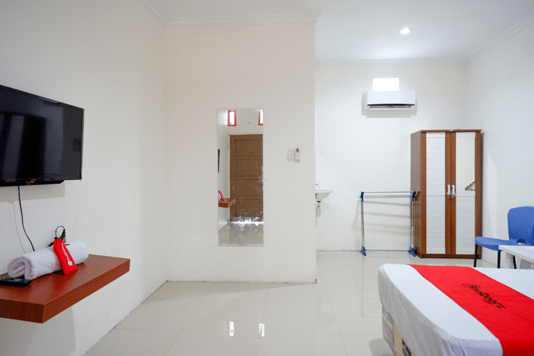 KoolKost near RS Samaritan Palu ( Minimum Stay 6 Nights ), Palu
