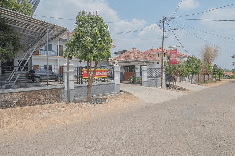 RedDoorz Plus near RSUD Majalengka, Majalengka