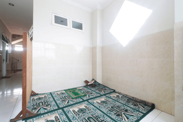 Bathroom 5, Hotel Omah Ampel Syariah, Surabaya