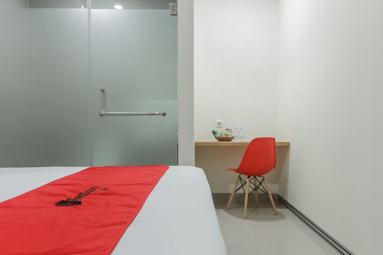 Bedroom 5, RedDoorz near Mall SKA Pekanbaru, Pekanbaru