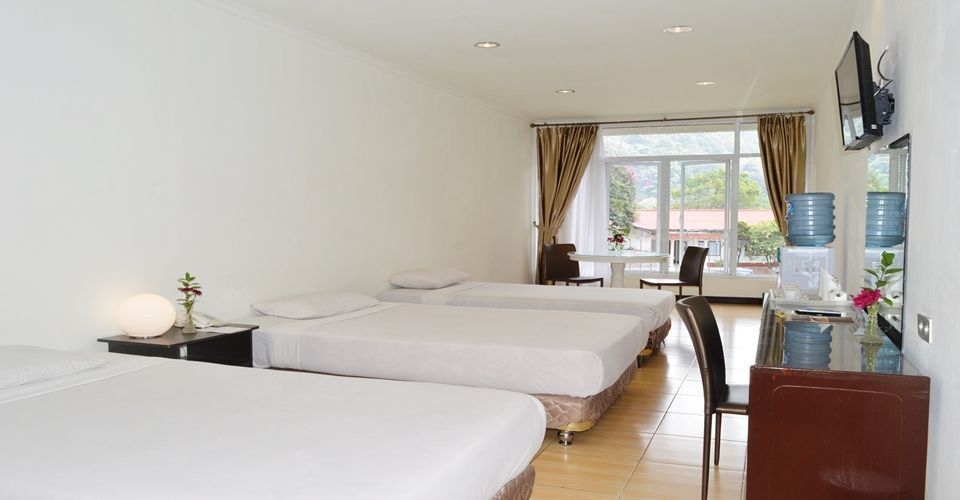Hotel Bukit Indah Puncak, Bogor