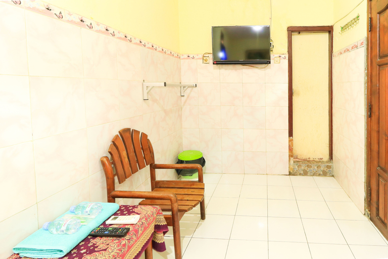 Bedroom 3, Dharmawati Homestay Surabaya, Sidoarjo
