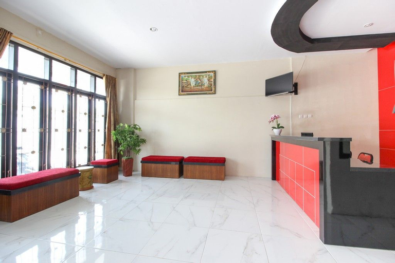 Public Area 4, RedDoorz near Jogja Kembali Monument 3, Sleman