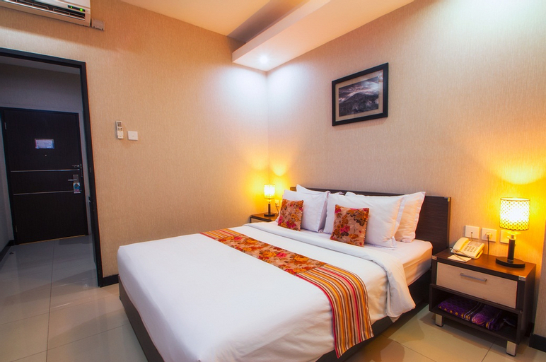 Daima Hotel Padang, Padang