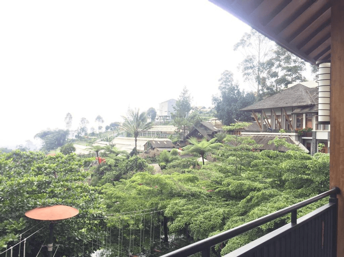 Rumah Stroberi Organic Farm and Lodge, Bandung
