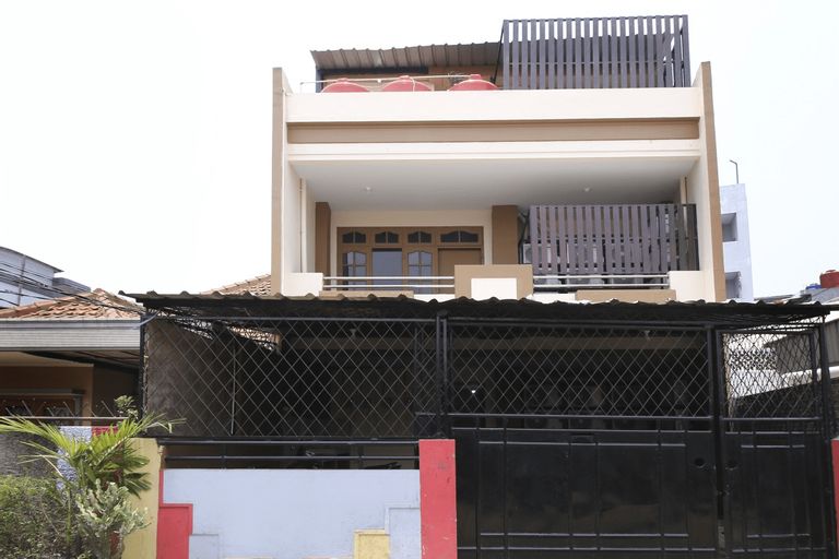 Kamar Keluarga Bungur, Central Jakarta