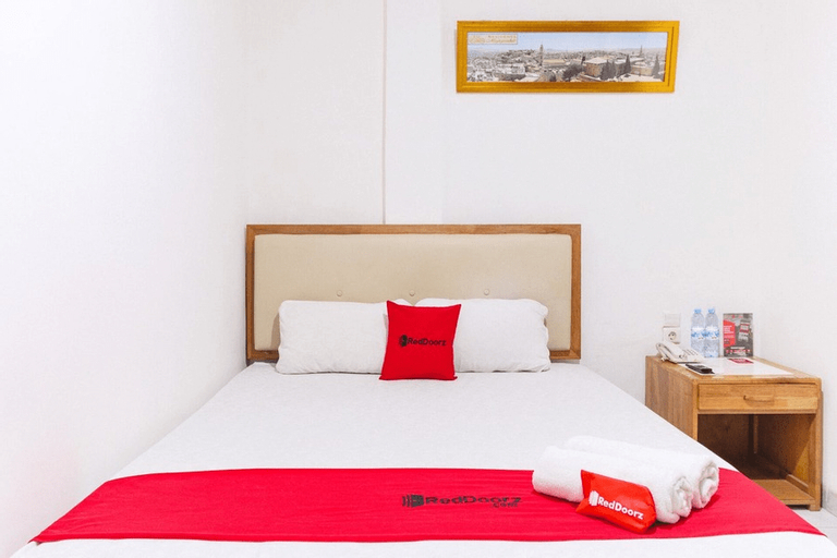 RedDoorz @ Jalan Mojopahit Medan, Medan