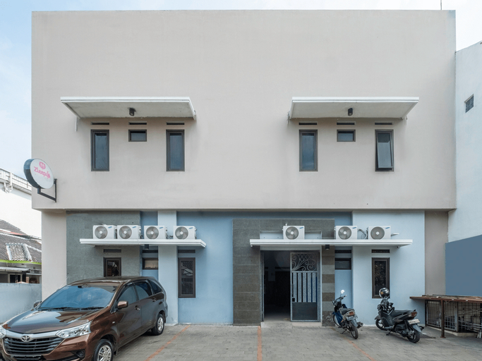 OYO 2260 Zleepy Sasana Budaya, Cirebon