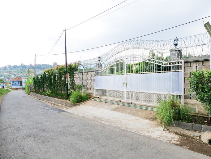 Exterior & Views 2, Villa Verbena, Bandung