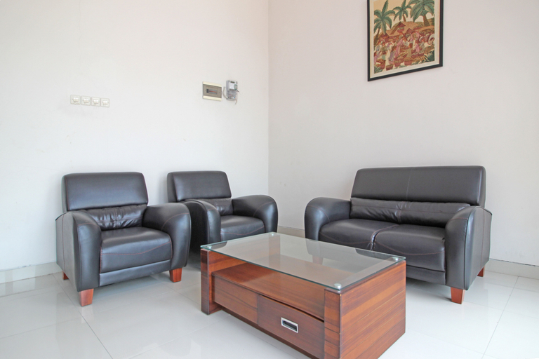 Public Area 3, RedDoorz near Hartono Mall 3, Sleman