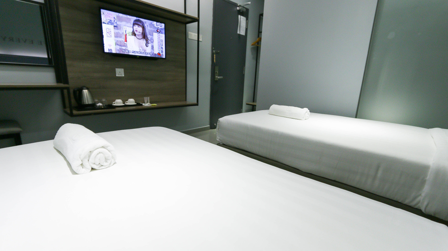 Bedroom 2, Hotel 99 Sri Petaling @ Bukit Jalil, Kuala Lumpur
