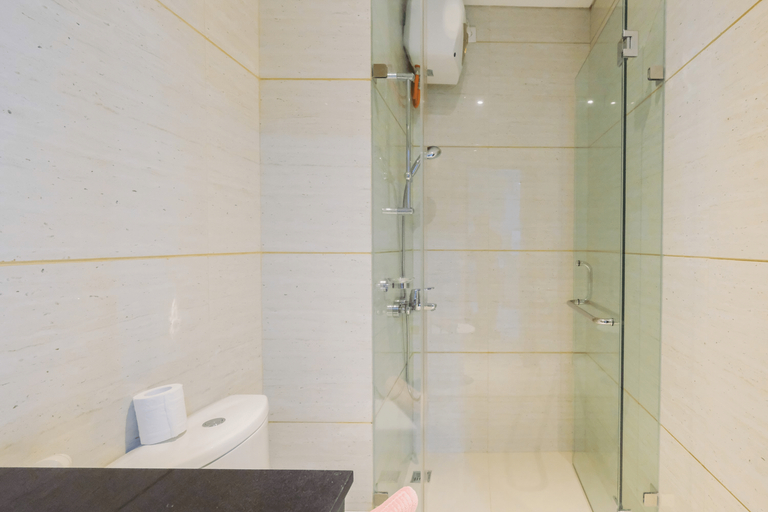 Modern Brooklyn Studio Apartment near IKEA Alam Sutera By Travelio, Tangerang Selatan