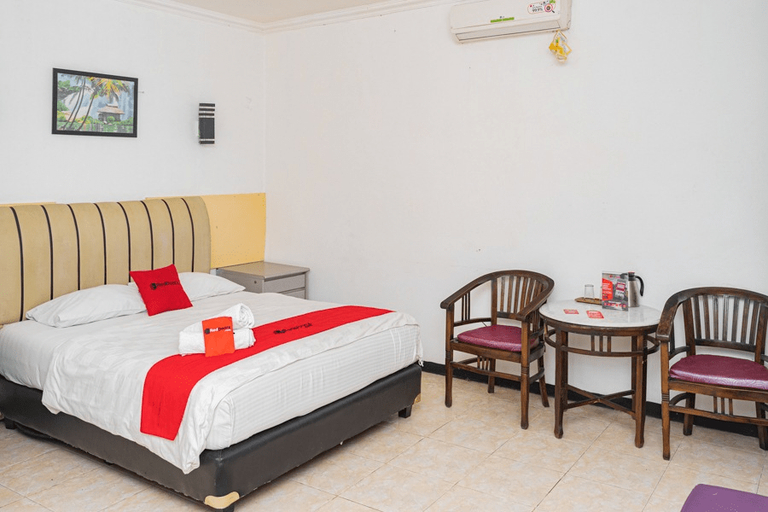 Bedroom 2, RedDoorz Plus @ Cibogo Puncak 3, Bogor