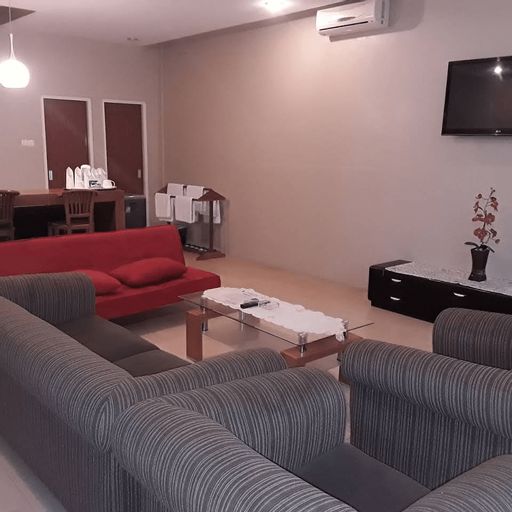 Karang Sari Hotel, Sukabumi