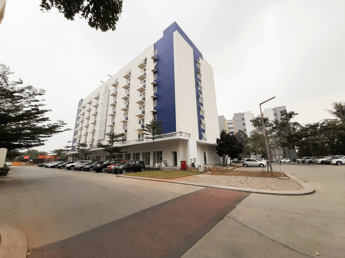 Comfy 2BR Apartment at Aeropolis Crystal Residence By Travelio, Tangerang
