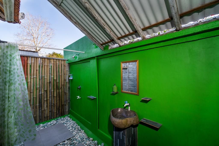 Bathroom 4, The Green Grove, Klungkung