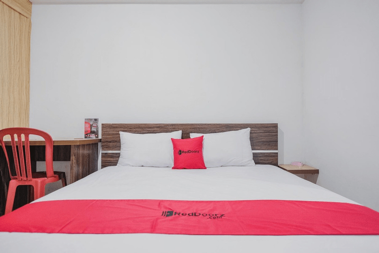 RedDoorz near Tugu Pers Jambi, Jambi