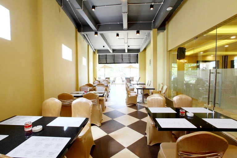 Igloo Hotel & Function Hall, Cikarang