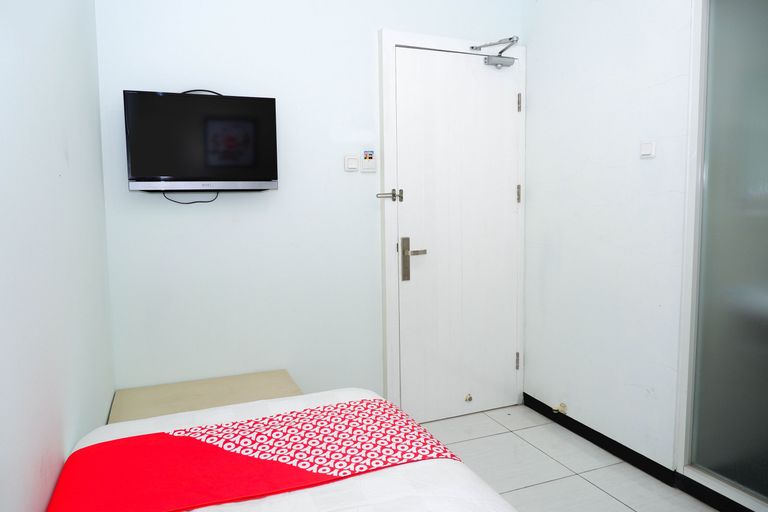 OYO 389 Sky Guesthouse, Semarang