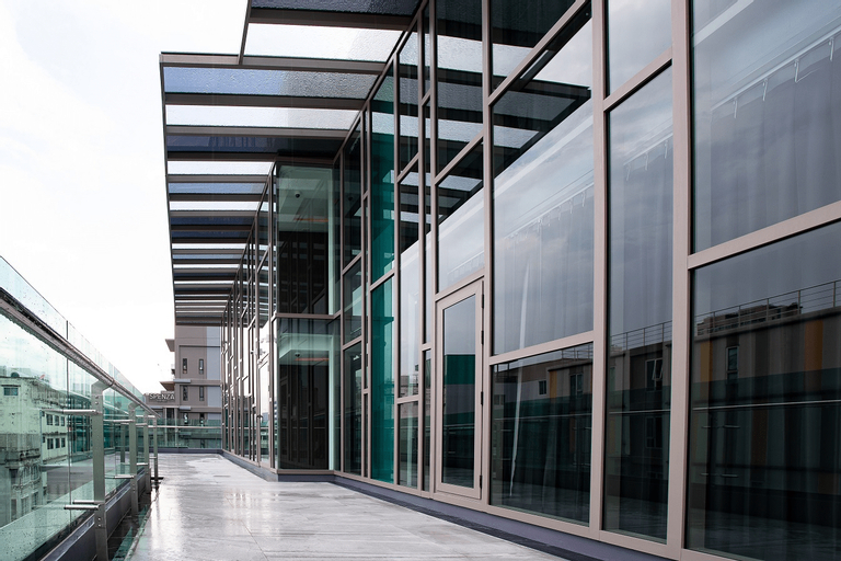 Exterior & Views 7