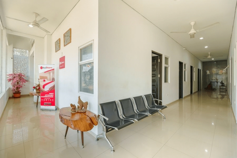 Others 5, RedDoorz Syariah near Jembatan Siti Nurbaya Padang, Padang