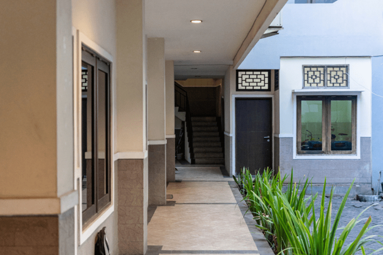 Public Area 3, RedDoorz near Bahu Mall Manado, Manado