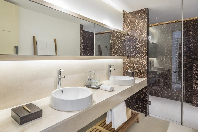 COMO Uma Canggu - Bathroom