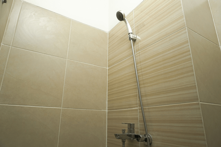 Homey 2BR at Paradise Mansion Apartment By Travelio, Jakarta Barat