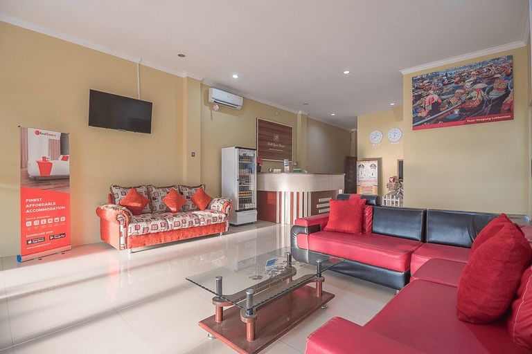 RedDoorz Plus near Syamsudin Noor Airport 3, Banjar