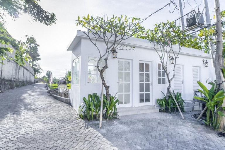 Exterior & Views 3, Umalas Suites, Badung