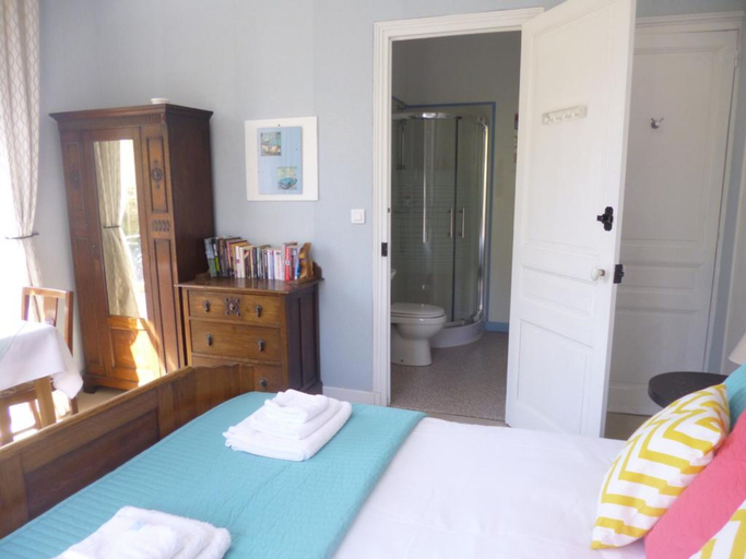 Bedroom 4, La Maison du Marchand, Haute-Vienne