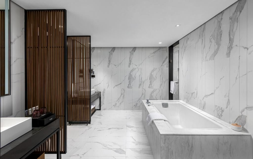 Bathroom 5, Wyndham Grand Yangon, Yangon
