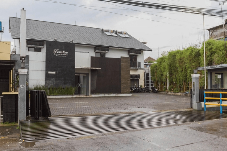 Exterior & Views 2, RedDoorz @ Cikutra 3, Bandung