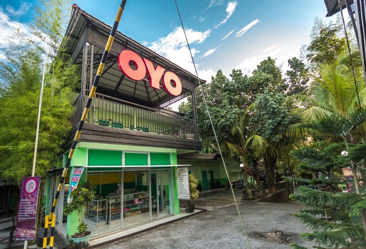 OYO 754 Nur Aziziah Guest House, Balikpapan