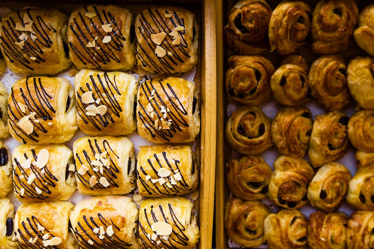Food & Drinks 12