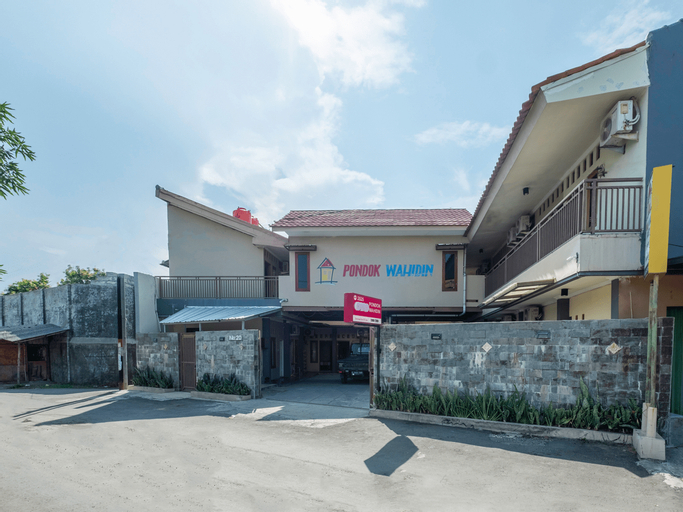 OYO 2025 Pondok Wahidin, Cirebon