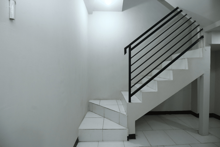 Kamar Keluarga Bungur, Central Jakarta