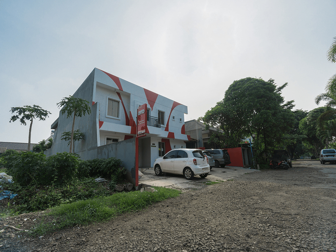 Exterior & Views 2, Super OYO 2110 Rotterdam Guest House, Tangerang