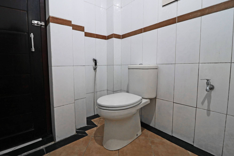 Bathroom 5, Hotel SAS Syariah, Banjarmasin