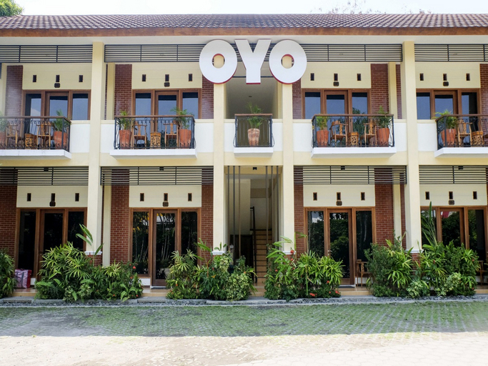 OYO 261 Sasono Putro Guest House, Sleman