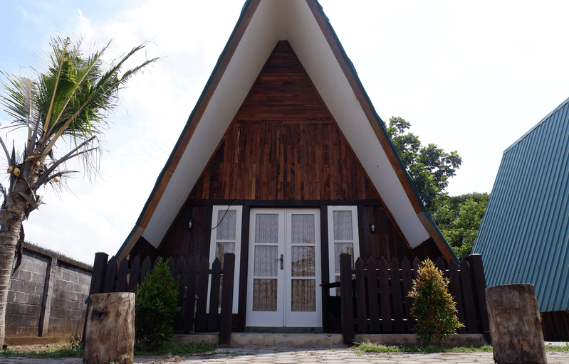 Izza Villa (Cottage), Malang
