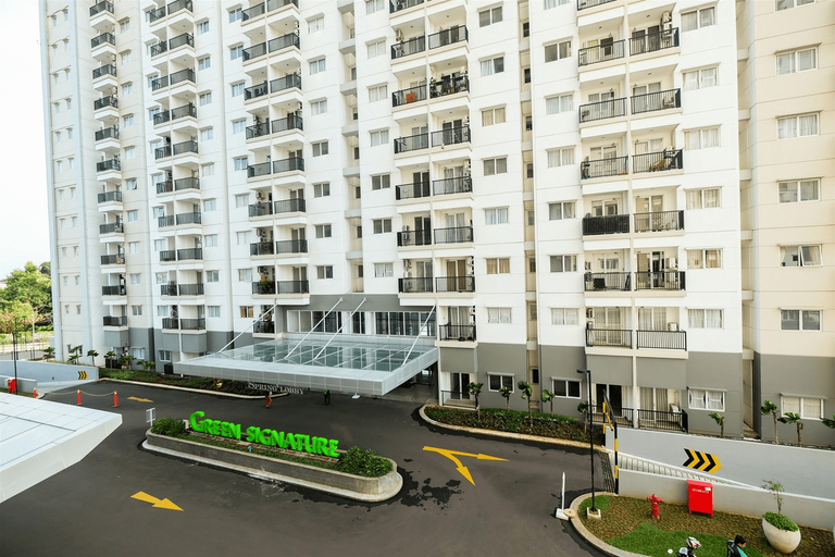 Exterior & Views, Homey 2BR Signature Park Grande Apartment By Travelio, Jakarta Timur