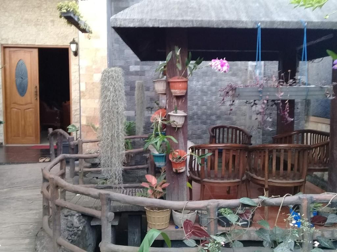 Others 5, D Mishel Homestay, Malang