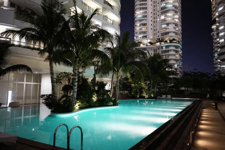 Exterior & Views, 3BR The Royale Springhill Apartment near JIEXPOPRJ Kemayoran By Travelio, North Jakarta