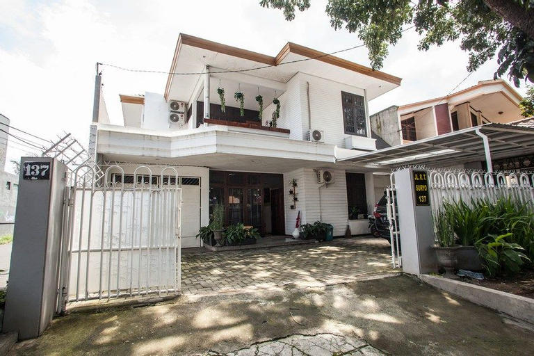 RedDoorz near Sanan Malang, Malang