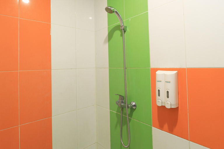 Bathroom 3, Tab Hotel Darmo Permai Surabaya, Surabaya