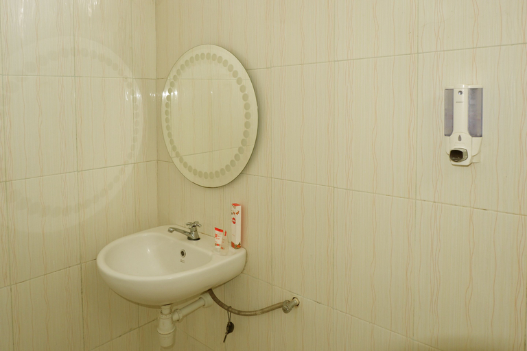 OYO 604 Cemara's Homestay, Malang