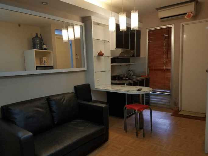 Apartment Kalibata City by Wahyu Room123, Jakarta Selatan